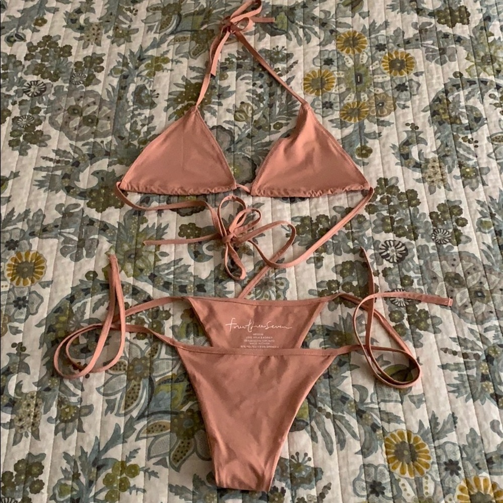 437 sanders swim suit brand new